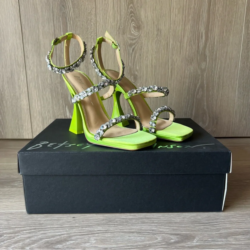 Betsy Johnson Rhinestone Glam SB-Perry Green Heels NEW In Box (Multiple Sizes) - Picture 6 of 16